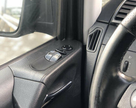 Мерседес Вито, объемом двигателя 2.2 л и пробегом 268 тыс. км за 15999 $, фото 12 на Automoto.ua