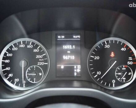 Мерседес Вито, объемом двигателя 2.2 л и пробегом 99 тыс. км за 23000 $, фото 27 на Automoto.ua