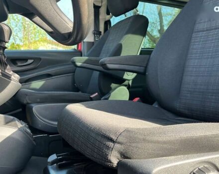 Мерседес Вито, объемом двигателя 2.1 л и пробегом 211 тыс. км за 19499 $, фото 8 на Automoto.ua