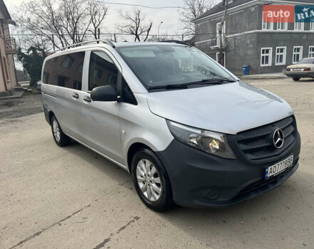 Мерседес Вито, объемом двигателя 2.14 л и пробегом 259 тыс. км за 23500 $, фото 4 на Automoto.ua