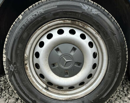 Мерседес Вито, объемом двигателя 2.14 л и пробегом 300 тыс. км за 17300 $, фото 2 на Automoto.ua