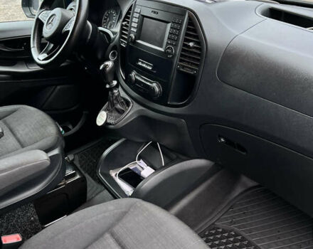 Мерседес Вито, объемом двигателя 2.14 л и пробегом 300 тыс. км за 17300 $, фото 12 на Automoto.ua