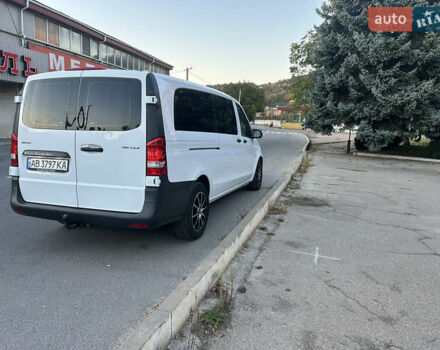 Мерседес Вито, объемом двигателя 2.2 л и пробегом 400 тыс. км за 25200 $, фото 3 на Automoto.ua