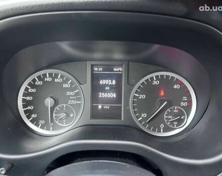 Мерседес Вито, объемом двигателя 2.1 л и пробегом 255 тыс. км за 25990 $, фото 21 на Automoto.ua