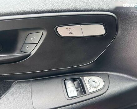 Мерседес Вито, объемом двигателя 2.1 л и пробегом 255 тыс. км за 25990 $, фото 14 на Automoto.ua