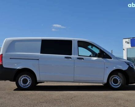 Мерседес Вито, объемом двигателя 2 л и пробегом 200 тыс. км за 27500 $, фото 12 на Automoto.ua