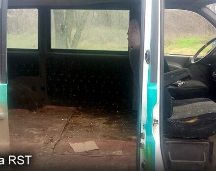 Мерседес Вито, объемом двигателя 2.3 л и пробегом 750 тыс. км за 2300 $, фото 2 на Automoto.ua