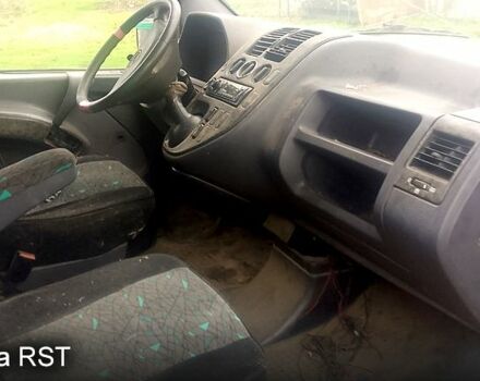 Мерседес Вито, объемом двигателя 2.3 л и пробегом 750 тыс. км за 2300 $, фото 5 на Automoto.ua