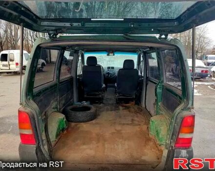 Мерседес Вито, объемом двигателя 23 л и пробегом 333 тыс. км за 1499 $, фото 4 на Automoto.ua