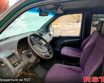 Мерседес Вито, объемом двигателя 23 л и пробегом 333 тыс. км за 1499 $, фото 3 на Automoto.ua