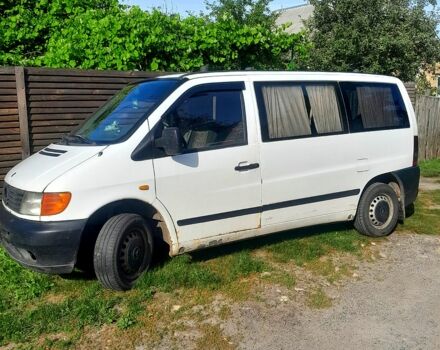 Мерседес Вито, объемом двигателя 2.2 л и пробегом 300 тыс. км за 2500 $, фото 1 на Automoto.ua