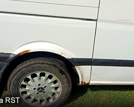 Мерседес Вито, объемом двигателя 2.2 л и пробегом 456 тыс. км за 5600 $, фото 4 на Automoto.ua