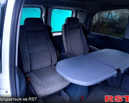 Мерседес Вито, объемом двигателя 2.2 л и пробегом 245 тыс. км за 7400 $, фото 8 на Automoto.ua
