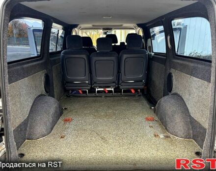 Мерседес Вито, объемом двигателя 2.2 л и пробегом 290 тыс. км за 12500 $, фото 13 на Automoto.ua