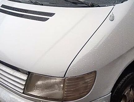 Мерседес Вито, объемом двигателя 2.2 л и пробегом 111 тыс. км за 5500 $, фото 1 на Automoto.ua