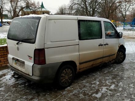 Мерседес Віто, об'ємом двигуна 2.2 л та пробігом 1 тис. км за 2200 $, фото 1 на Automoto.ua