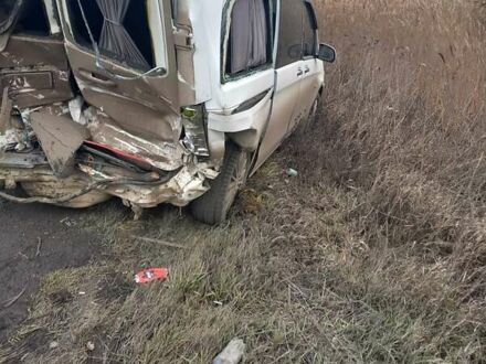 Мерседес Віто 2015 у Павлограде на Automoto.ua Мерседес Віто, об'ємом двигуна 2.1 л та пробігом 320 тис. км за 8000 $, фото 1 на Automoto.ua