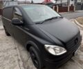 Черный Мерседес Вито пасс., объемом двигателя 2.2 л и пробегом 250 тыс. км за 2000 $, фото 1 на Automoto.ua