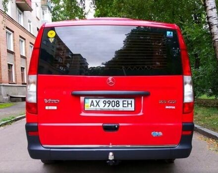 Красный Мерседес Вито пасс., объемом двигателя 2.2 л и пробегом 240 тыс. км за 3204 $, фото 3 на Automoto.ua