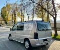 Сірий Мерседес Віто пас., об'ємом двигуна 2.2 л та пробігом 240 тис. км за 2000 $, фото 3 на Automoto.ua