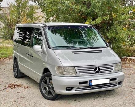 Сірий Мерседес Віто пас., об'ємом двигуна 2.2 л та пробігом 214 тис. км за 2000 $, фото 1 на Automoto.ua