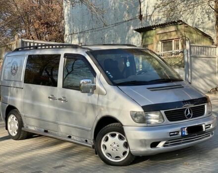 Сірий Мерседес Віто пас., об'ємом двигуна 2.2 л та пробігом 240 тис. км за 2000 $, фото 1 на Automoto.ua