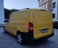 Желтый Мерседес Вито, объемом двигателя 2.14 л и пробегом 396 тыс. км за 15700 $, фото 7 на Automoto.ua