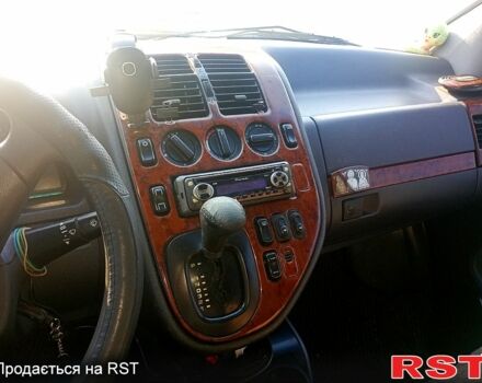 Жовтий Мерседес Віто, об'ємом двигуна 2 л та пробігом 330 тис. км за 4500 $, фото 5 на Automoto.ua