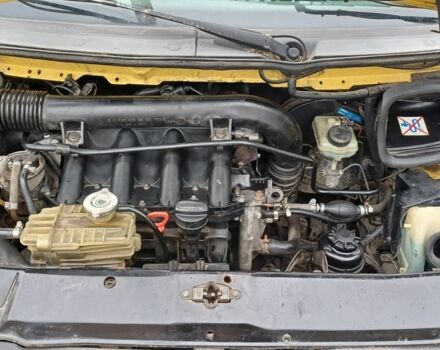 Мерседес Віто 1999 у Великой Александровке на Automoto.ua Жовтий Мерседес Віто, об'ємом двигуна 2.2 л та пробігом 5 тис. км за 2180 $, фото 2 на Automoto.ua