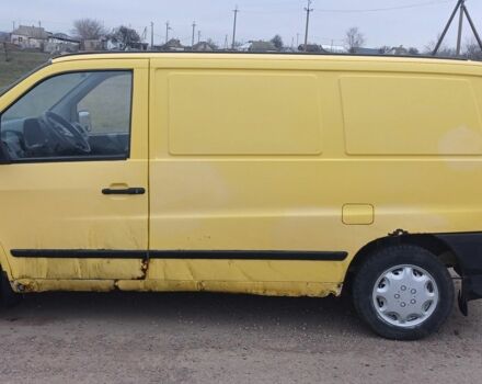 Мерседес Віто 1999 у Великой Александровке на Automoto.ua Жовтий Мерседес Віто, об'ємом двигуна 2.2 л та пробігом 5 тис. км за 2180 $, фото 3 на Automoto.ua