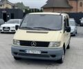 Жовтий Мерседес Віто, об'ємом двигуна 2.1 л та пробігом 315 тис. км за 4700 $, фото 1 на Automoto.ua