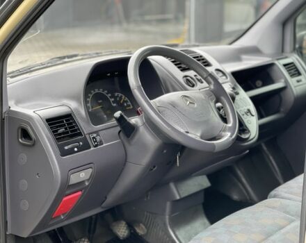 Жовтий Мерседес Віто, об'ємом двигуна 2.1 л та пробігом 315 тис. км за 4700 $, фото 15 на Automoto.ua