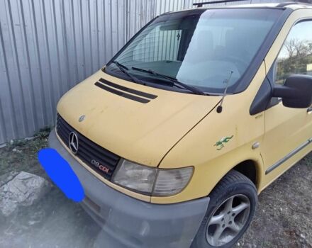 Жовтий Мерседес Віто, об'ємом двигуна 2.2 л та пробігом 392 тис. км за 4500 $, фото 1 на Automoto.ua