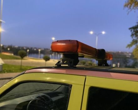 Жовтий Мерседес Віто, об'ємом двигуна 2.2 л та пробігом 425 тис. км за 2500 $, фото 7 на Automoto.ua