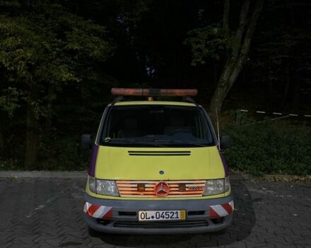 Жовтий Мерседес Віто, об'ємом двигуна 2.2 л та пробігом 425 тис. км за 2500 $, фото 2 на Automoto.ua