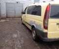 Жовтий Мерседес Віто, об'ємом двигуна 0 л та пробігом 500 тис. км за 4267 $, фото 4 на Automoto.ua
