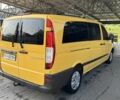 Жовтий Мерседес Віто, об'ємом двигуна 2.1 л та пробігом 402 тис. км за 8800 $, фото 2 на Automoto.ua