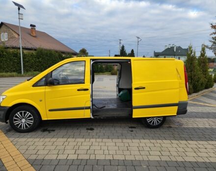 Жовтий Мерседес Віто, об'ємом двигуна 2.2 л та пробігом 148 тис. км за 5786 $, фото 12 на Automoto.ua