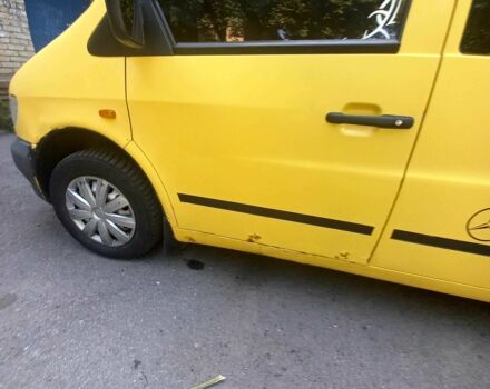 Жовтий Мерседес Віто, об'ємом двигуна 2.3 л та пробігом 365 тис. км за 3200 $, фото 8 на Automoto.ua