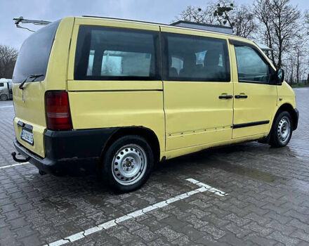 Желтый Мерседес Вито, объемом двигателя 2.15 л и пробегом 586 тыс. км за 3100 $, фото 5 на Automoto.ua