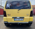 Желтый Мерседес Вито, объемом двигателя 2.2 л и пробегом 390 тыс. км за 5000 $, фото 2 на Automoto.ua