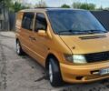 Жовтий Мерседес Віто, об'ємом двигуна 2.2 л та пробігом 300 тис. км за 5000 $, фото 1 на Automoto.ua