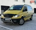 Желтый Мерседес Вито, объемом двигателя 2.15 л и пробегом 347 тыс. км за 5777 $, фото 1 на Automoto.ua