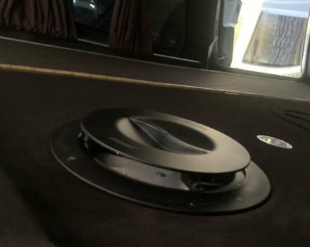 Желтый Мерседес Вито, объемом двигателя 2.2 л и пробегом 450 тыс. км за 8000 $, фото 11 на Automoto.ua