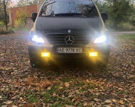 Желтый Мерседес Вито, объемом двигателя 2.2 л и пробегом 450 тыс. км за 8000 $, фото 8 на Automoto.ua
