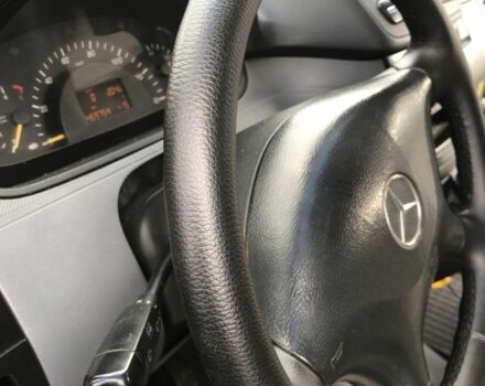 Мерседес Вито 2006 в Луцке на Automoto.ua Желтый Мерседес Вито, объемом двигателя 2.1 л и пробегом 2 тыс. км за 8900 $, фото 21 на Automoto.ua