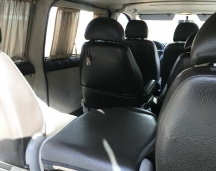 Мерседес Вито 2006 в Луцке на Automoto.ua Желтый Мерседес Вито, объемом двигателя 2.1 л и пробегом 2 тыс. км за 8900 $, фото 4 на Automoto.ua