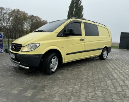 Желтый Мерседес Вито, объемом двигателя 2.2 л и пробегом 450 тыс. км за 7700 $, фото 5 на Automoto.ua