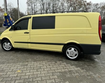 Желтый Мерседес Вито, объемом двигателя 2.2 л и пробегом 450 тыс. км за 7700 $, фото 4 на Automoto.ua