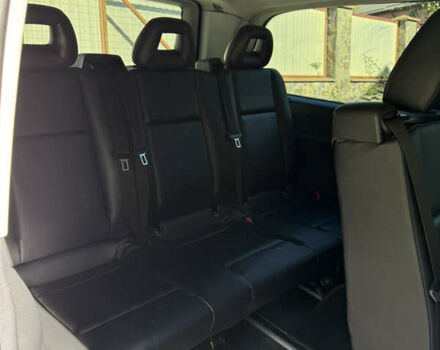 Желтый Мерседес Вито, объемом двигателя 2.14 л и пробегом 688 тыс. км за 13200 $, фото 8 на Automoto.ua